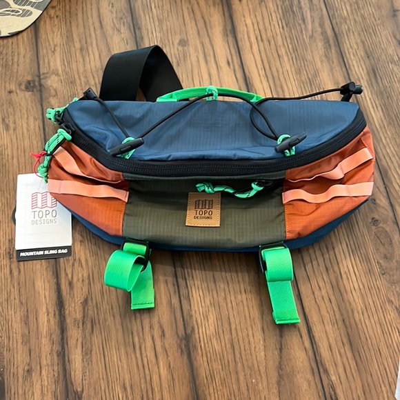 Topo Designs ‘Mountain Sling Bag’ Pond Blue/Olive - Picture 1 of 6